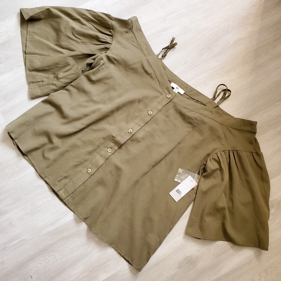 NWT BP. off the shoulder top - Picture 5 of 9
